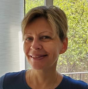 Meet your Posher, Lana